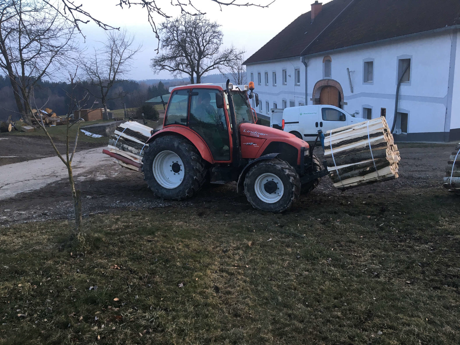 Transport von Brennholz von Forstservice Prinz